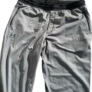 Under Armour loose, jogging pants, men's size 2 XL